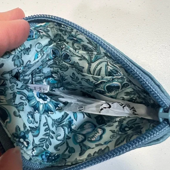 NWT Vera Bradley Wristlet - Picture 4 of 5